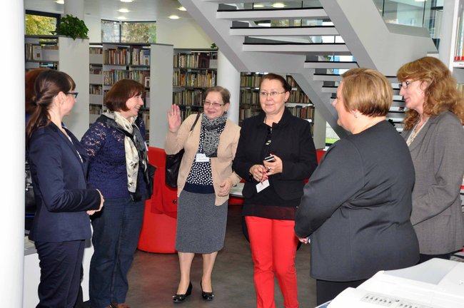 A czy będzie kawa w bibliotece?