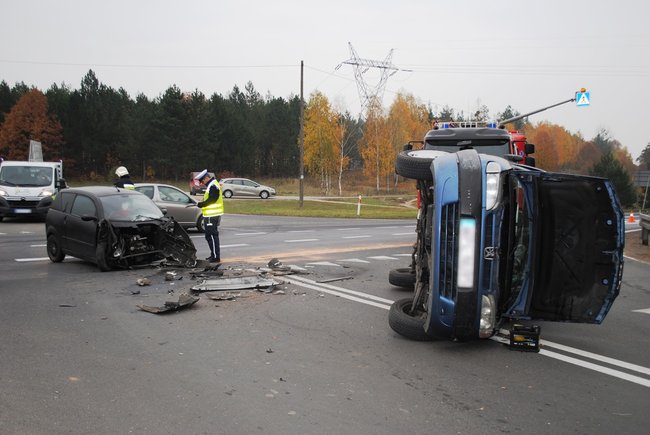 Urwało przód samochodu