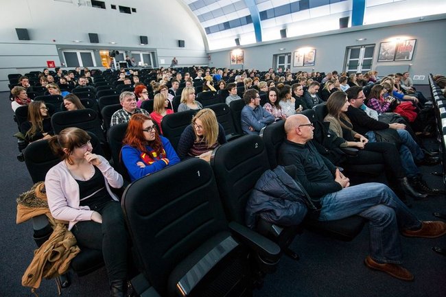 Teatr Świecie - Związek Otwarty