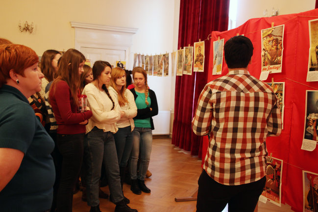 Wystawa plakatów wojennych