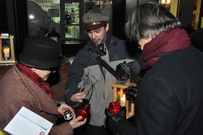 Przynieśli światło pokoju