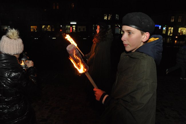 Przynieśli światło pokoju