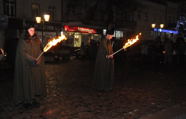 Przynieśli światło pokoju