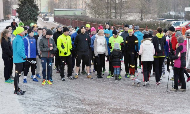 Przez 24-godzinny biegają dla WOŚP