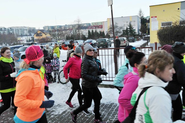 Przez 24-godzinny biegają dla WOŚP