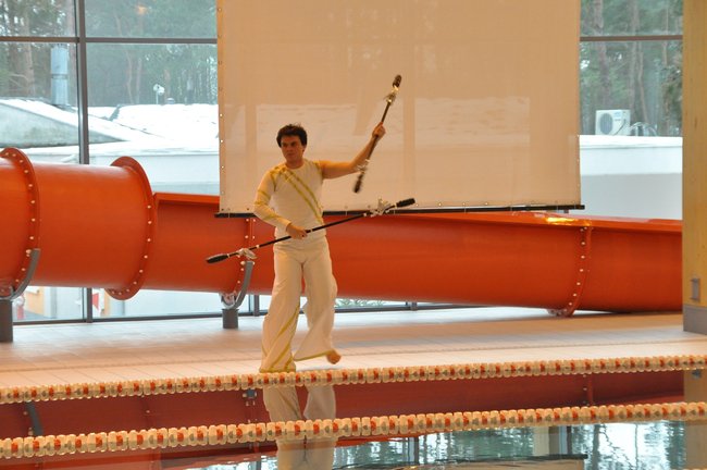 Basen otwarty! Burmistrz już pływał