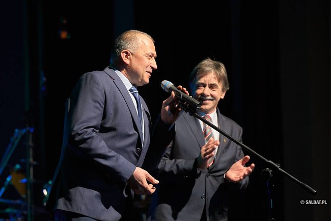 Szmaragdowe Żyrafy w podziękowaniu za wsparcie
