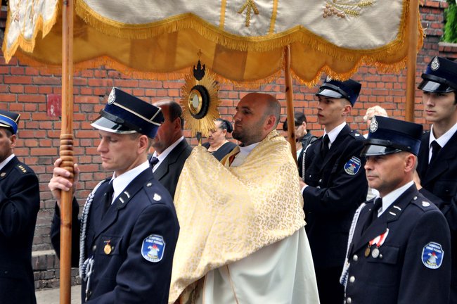 Boże Ciało 2016 - zdjęcia i wideo