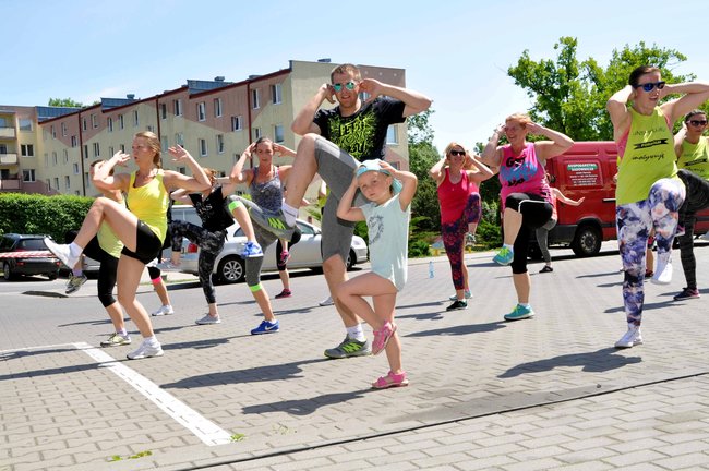 Zumba przy hali