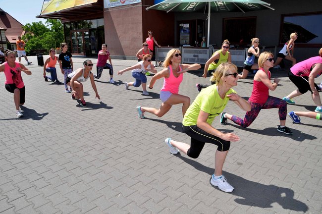 Zumba przy hali