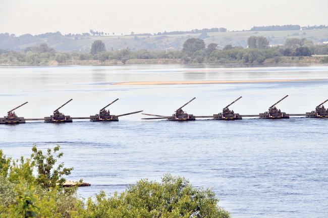 Anakonda 16. Budowa przeprawy w Chełmnie
