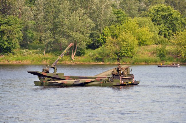 Anakonda 16. Budowa przeprawy w Chełmnie