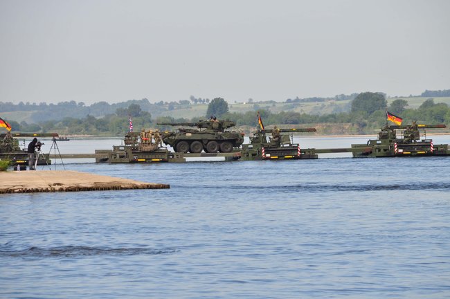 Anakonda 16. Budowa przeprawy w Chełmnie
