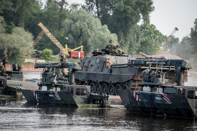 Anakonda 16. Budowa przeprawy w Chełmnie