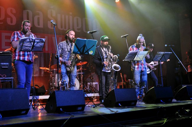 Blues na Świecie ? dzień 1