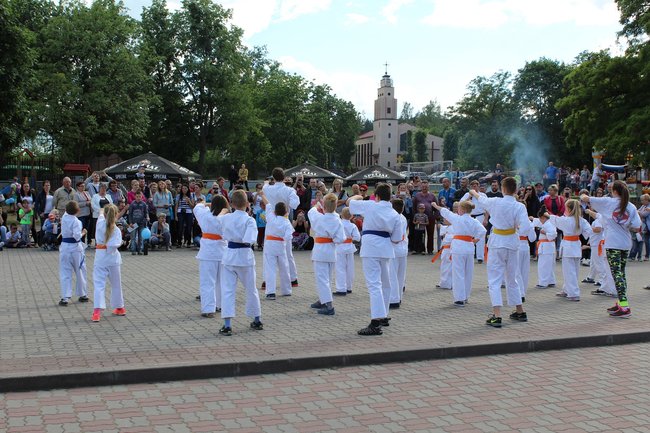 Zdjęcia z pikniku rodzinnego