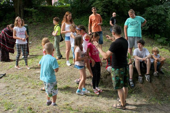 Świecianie grają w filmie