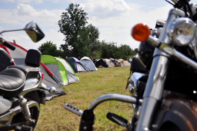 Motocyklowy relaks na zamku