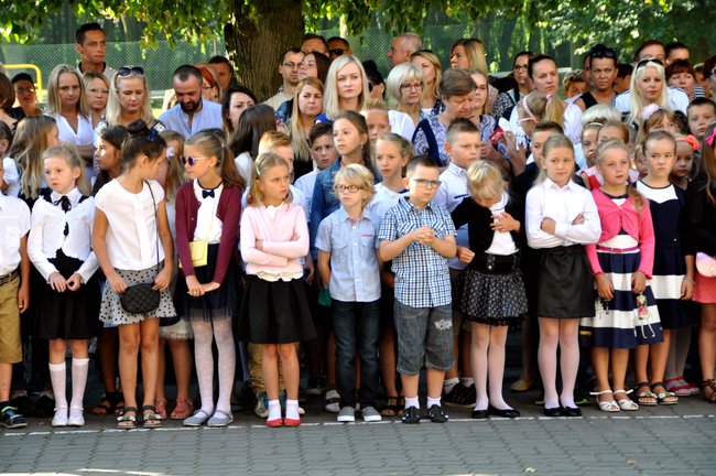 Rozpoczęcie roku w SP 1 - ZDJĘCIA