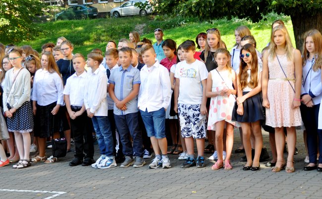 Rozpoczęcie roku w SP 1 - ZDJĘCIA