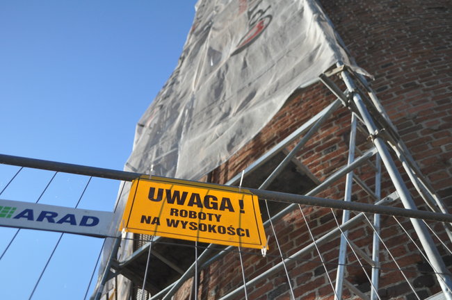 Rozpoczął się remont elewacji zamku
