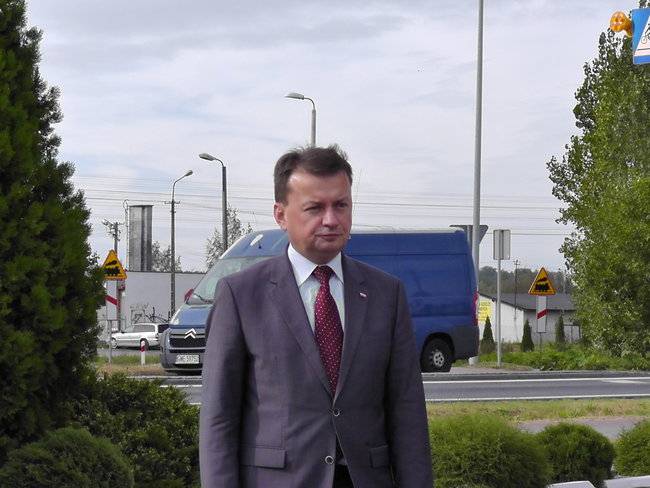 Minister Błaszczak otworzył posterunek policji w Dragaczu