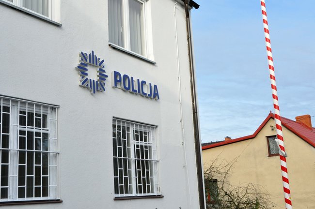 Minister Błaszczak otworzył posterunek policji w Dragaczu