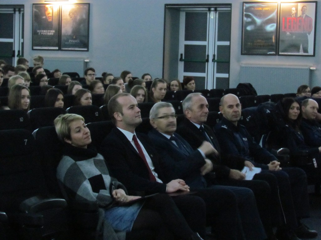 Ostrzegają przed handlem ludźmi