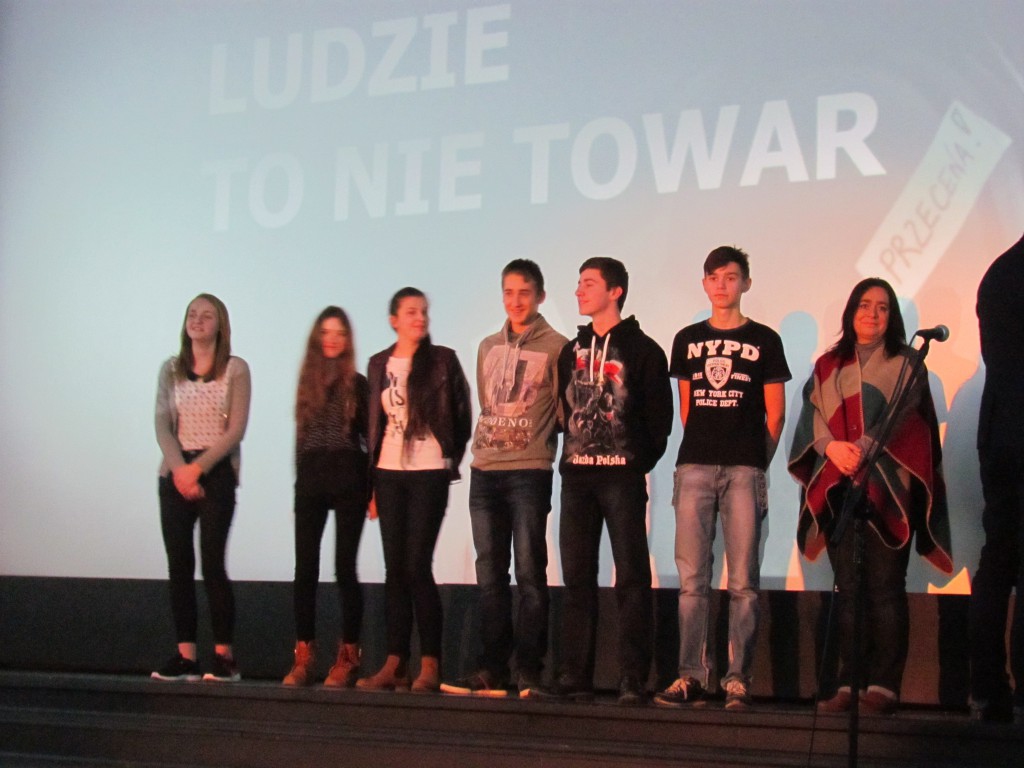 Ostrzegają przed handlem ludźmi