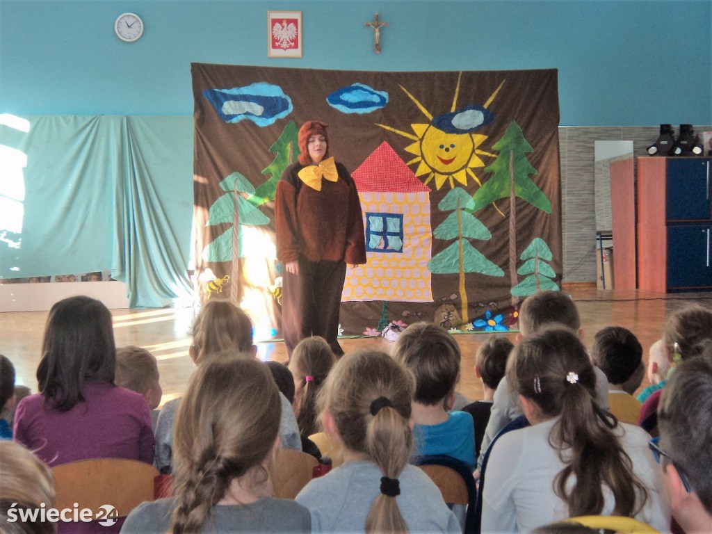 Teatr MASKA z Krakowa w SP nr 5