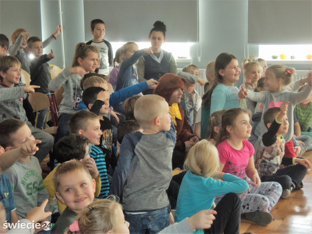 Teatr MASKA z Krakowa w SP nr 5