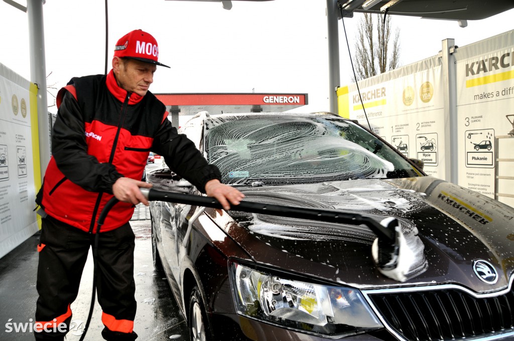Zimą samochód trzeba myć częściej. Generon