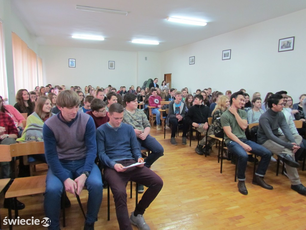 Goście z Afryki i Azji odwiedzili Świecie