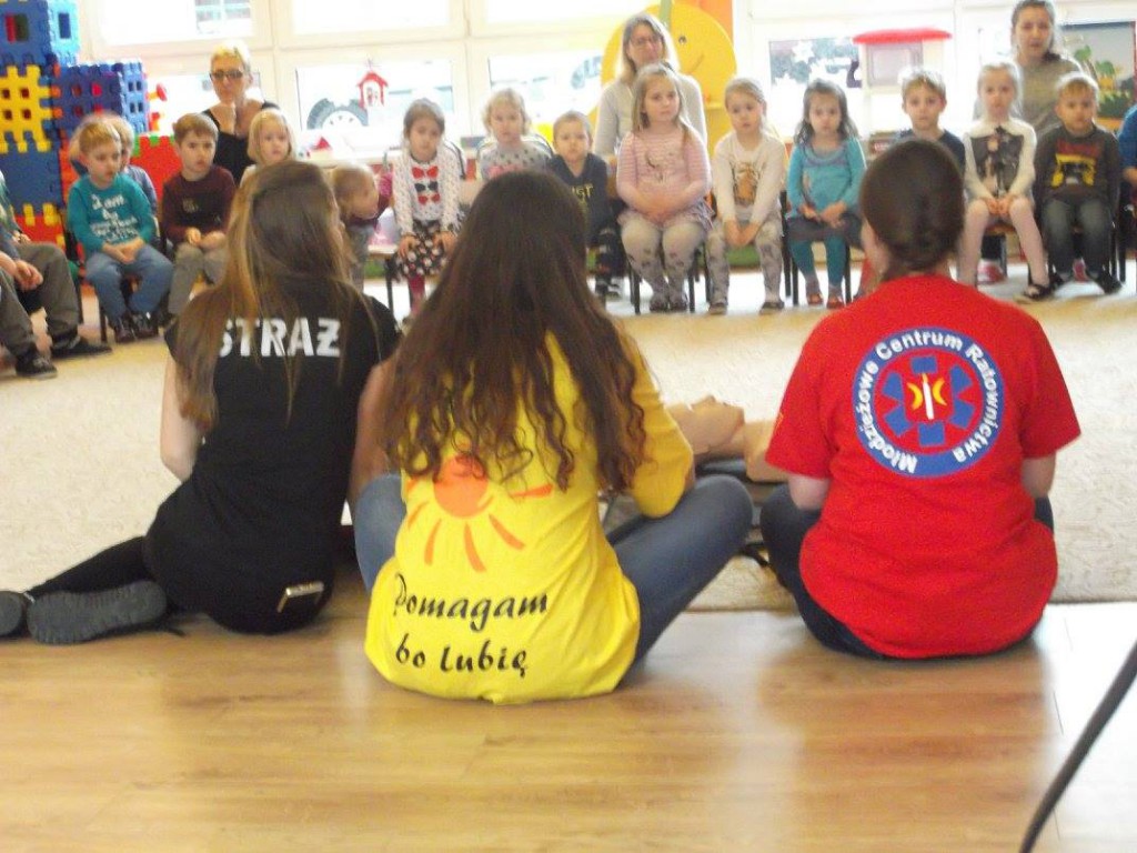 Wolontariuszki ZSP w przedszkolu