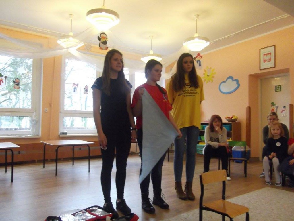 Wolontariuszki ZSP w przedszkolu