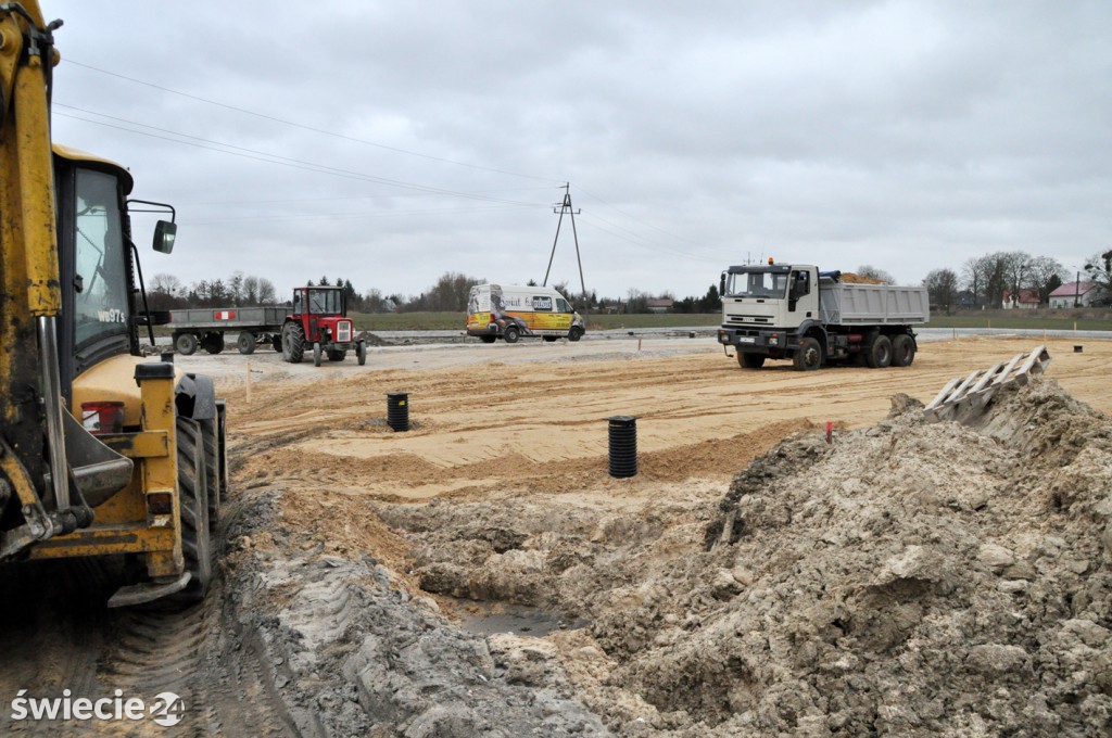 Powstaje parking pod zamkiem