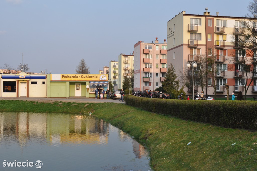 Motocykliści na lodach
