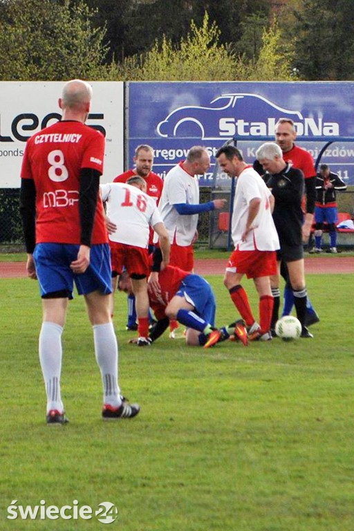 Mecz Pisarze - Czytelnicy... w śniegu