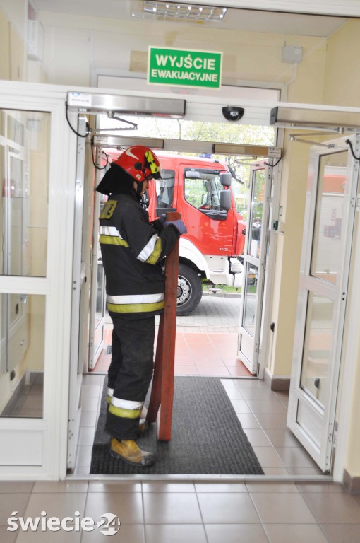 Ewakucja pracowników ZUS w Świeciu