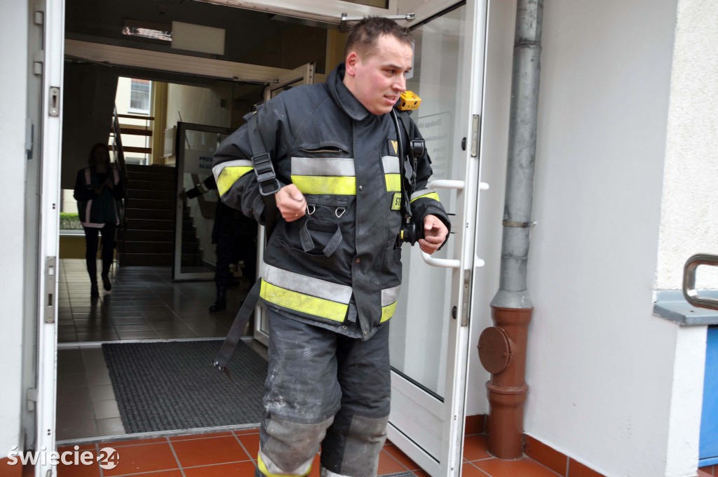 Ewakucja pracowników ZUS w Świeciu