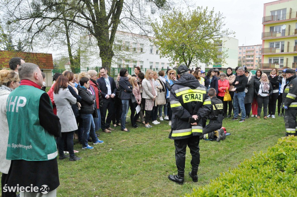 Ewakucja pracowników ZUS w Świeciu