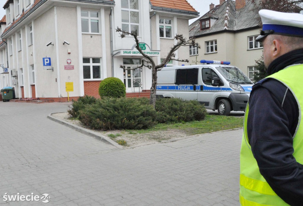 Ewakucja pracowników ZUS w Świeciu
