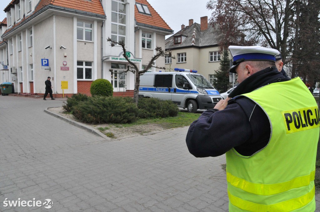 Ewakucja pracowników ZUS w Świeciu