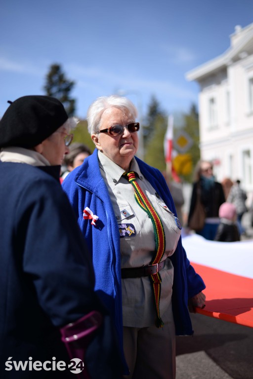 Ponieśli biało - czerwoną. Święto flagi