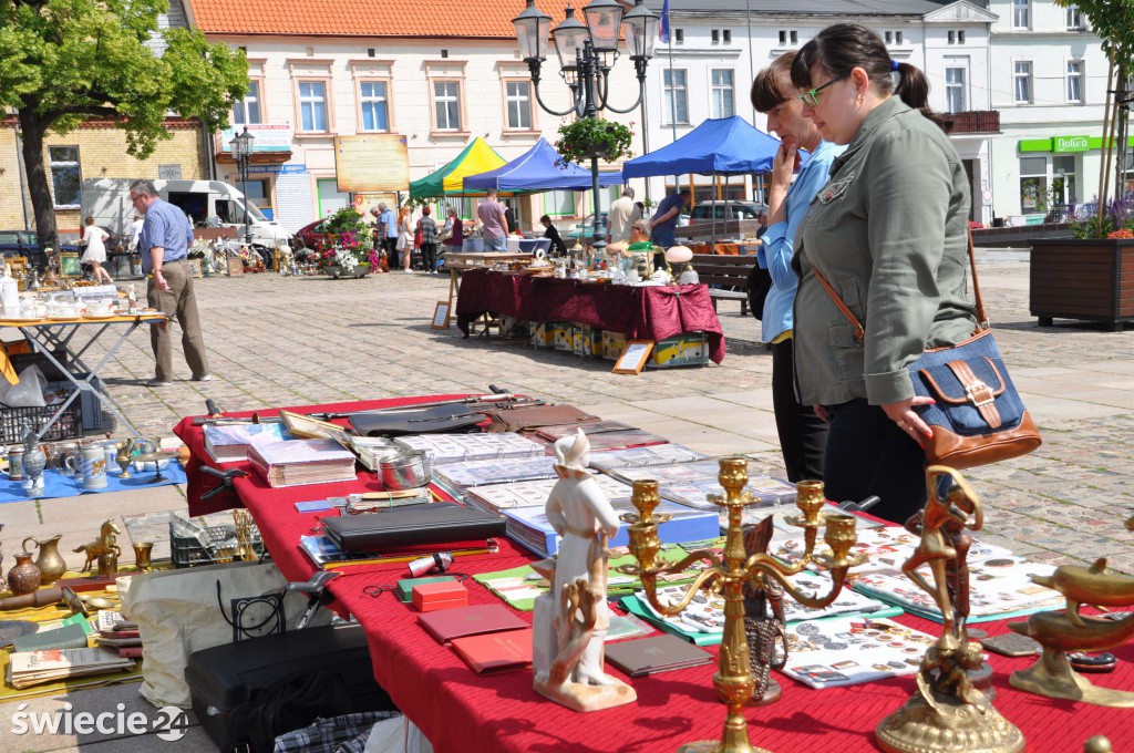 Jarmark staroci na Dużym Rynku