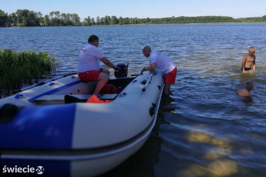 Patrole na wodzie - policji i ratowników