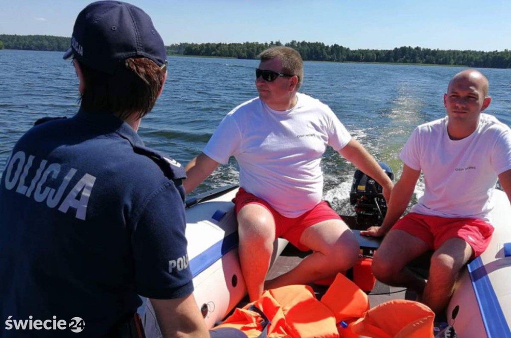 Patrole na wodzie - policji i ratowników
