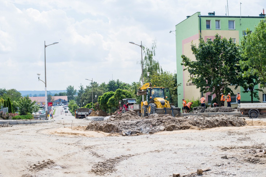 Postęp prac przy budowie ronda na al.JPII