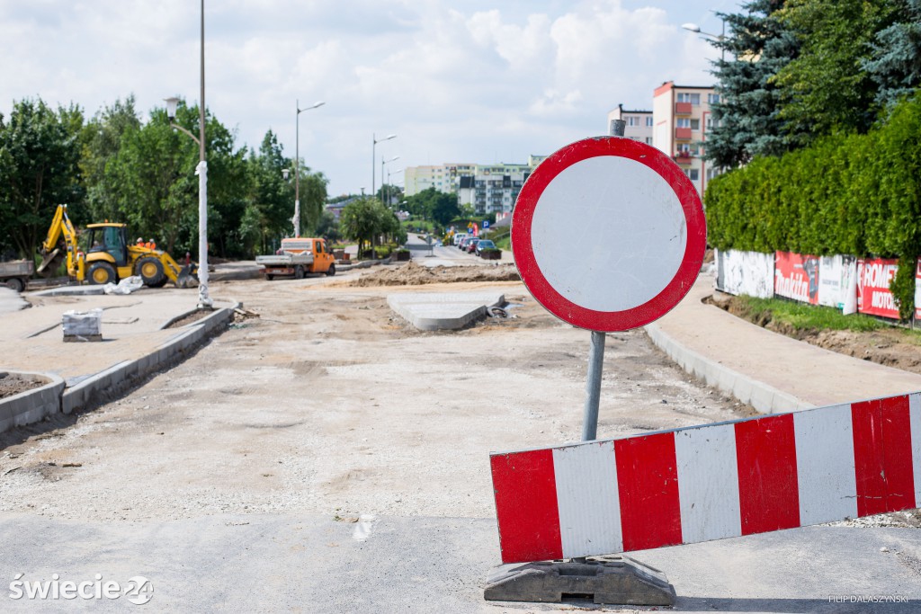 Postęp prac przy budowie ronda na al.JPII