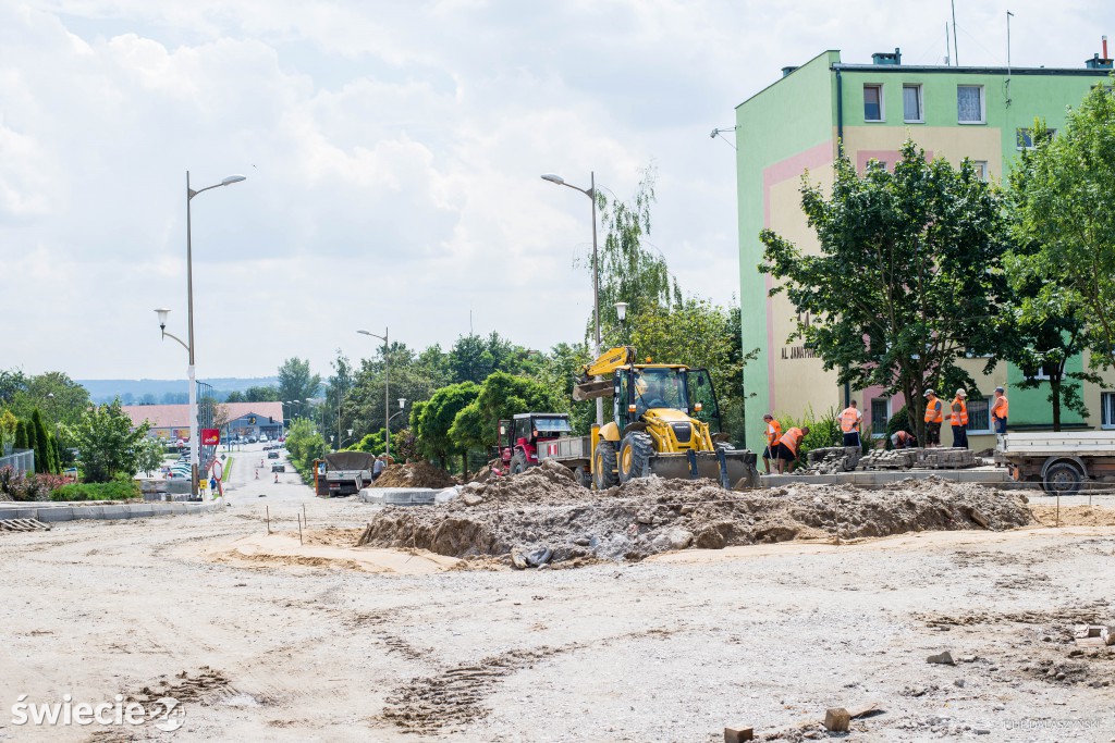 Postęp prac przy budowie ronda na al.JPII